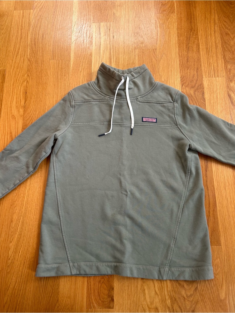 Vineyard Vines Womens’s funnel neck Shep Shirt size small